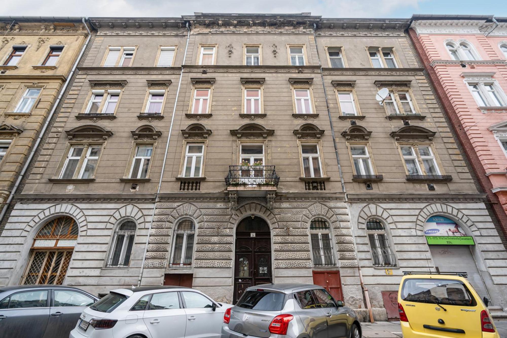 Ubi Home Apartments — Fotók 2