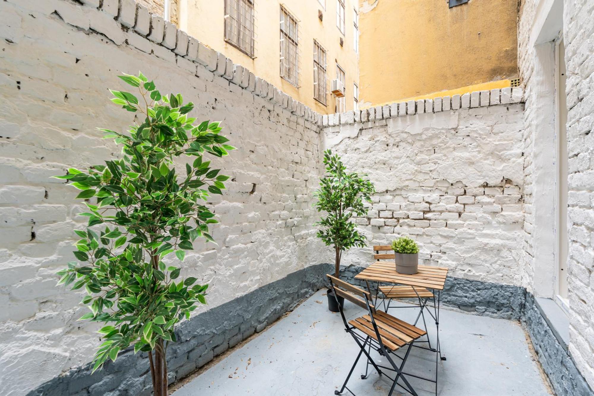 Ubi Home Apartments — Fotók 1